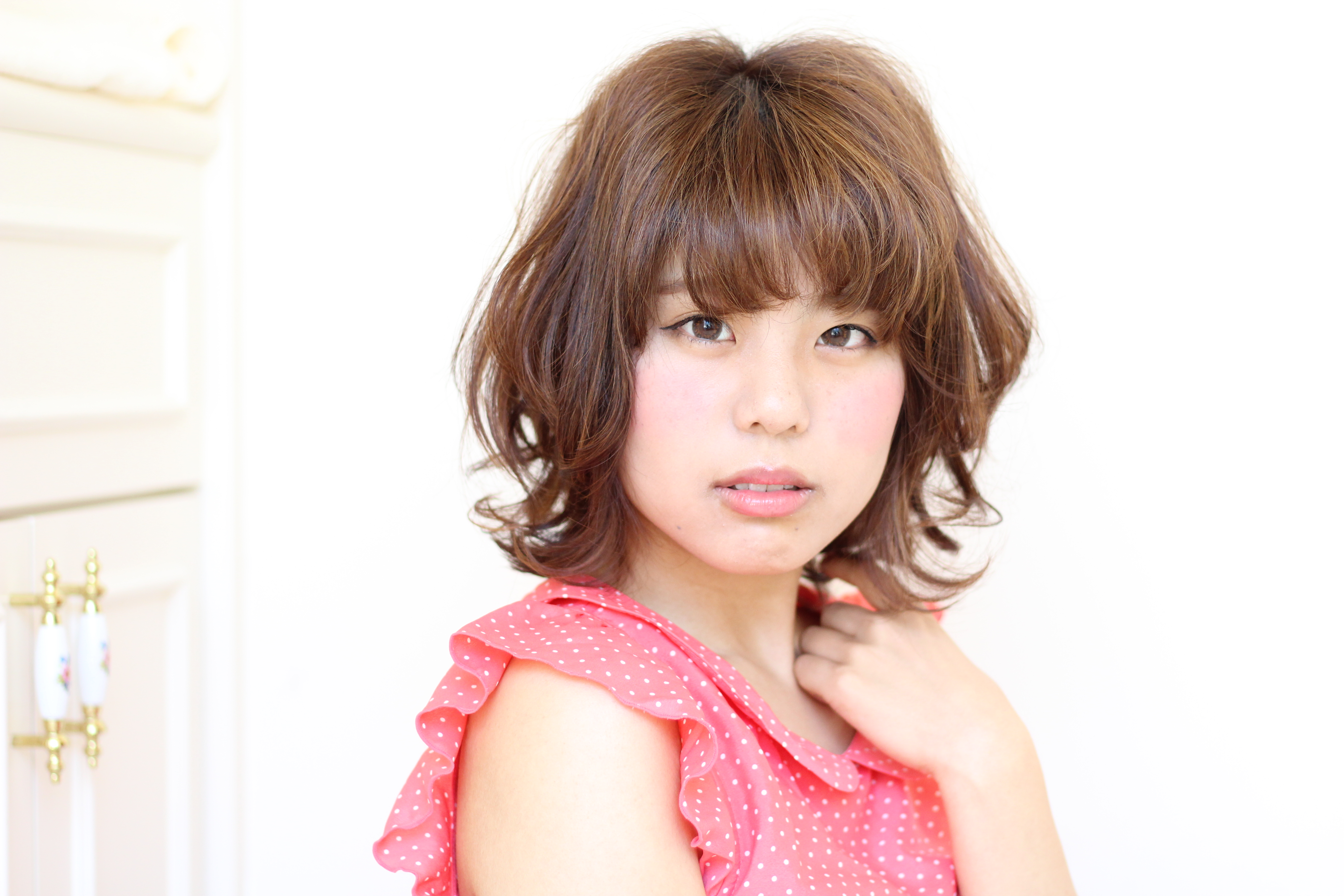 夏向けニュアンスパーマでガーリーな外ハネBob